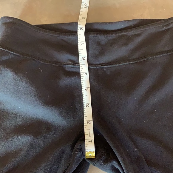 Lululemon Ivivva Girl's Cropped Black Leggings - Picture 7 of 10